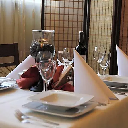 Bed & Breakfast Hotelslublin 3*