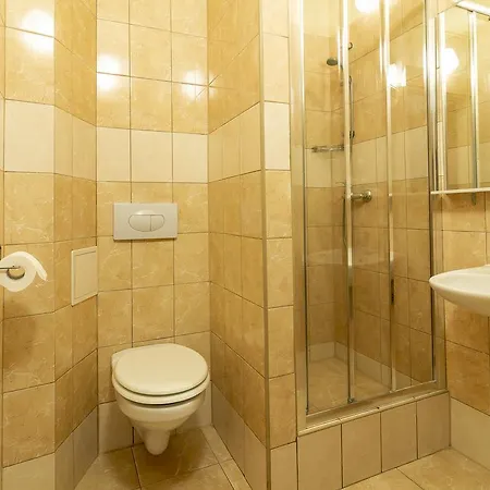 Hotelslublin Alojamento de Acomodação e Pequeno-almoço *